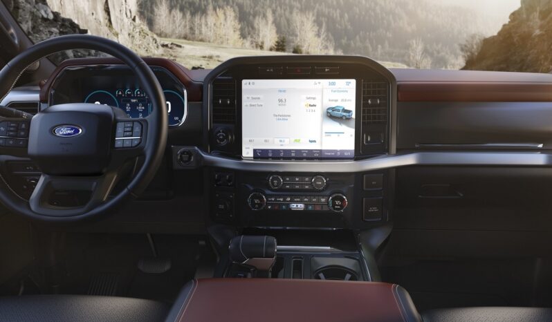 
								2021 Ford F-150 XLT full									